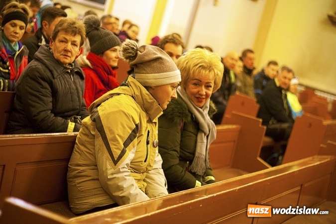 Zdjęcie w galerii na portalu naszwodzislaw.com: Z Rogowa wyruszyła Ekstremalna Droga Krzyżowa. Idą do Pszowa  wiadomości z regionu
