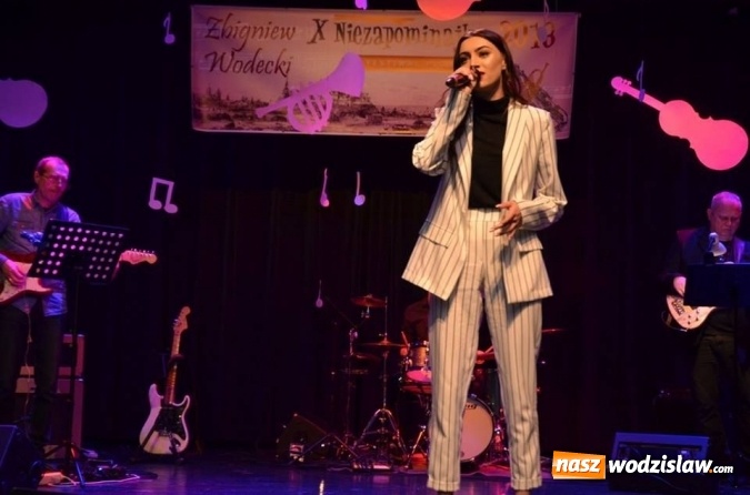 Zdjęcie w galerii na portalu naszwodzislaw.com: Rydułtowy: X Festiwal Piosenki Niezapominajka za nami wiadomości z regionu