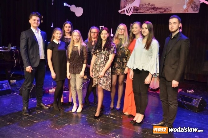 Zdjęcie w galerii na portalu naszwodzislaw.com: Rydułtowy: X Festiwal Piosenki Niezapominajka za nami wiadomości z regionu