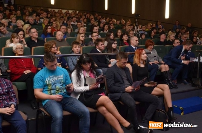 Zdjęcie w galerii na portalu naszwodzislaw.com: Rydułtowy: X Festiwal Piosenki Niezapominajka za nami wiadomości z regionu