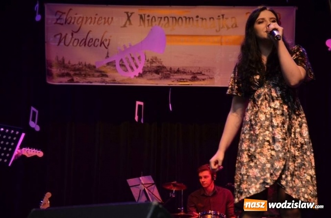 Zdjęcie w galerii na portalu naszwodzislaw.com: Rydułtowy: X Festiwal Piosenki Niezapominajka za nami wiadomości z regionu