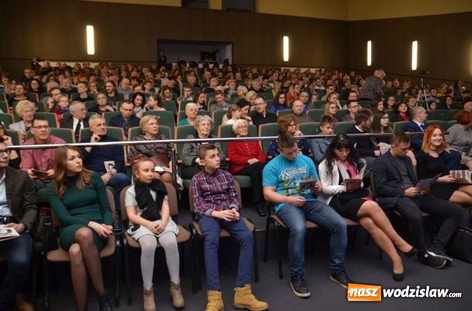 Zdjęcie w galerii na portalu naszwodzislaw.com: Rydułtowy: X Festiwal Piosenki Niezapominajka za nami wiadomości z regionu