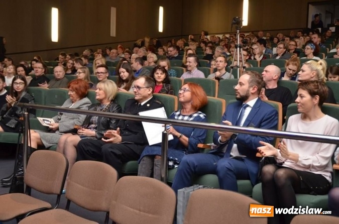 Zdjęcie w galerii na portalu naszwodzislaw.com: Rydułtowy: X Festiwal Piosenki Niezapominajka za nami wiadomości z regionu