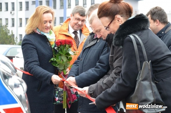 Zdjęcie w galerii na portalu naszwodzislaw.com: Nowy ambulans i zmodernizowana poradnia urologiczna w szpitalu  wiadomości z regionu
