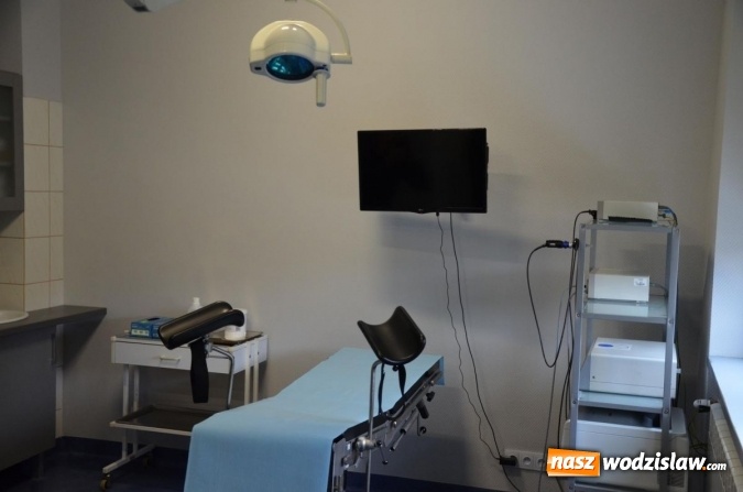 Zdjęcie w galerii na portalu naszwodzislaw.com: Nowy ambulans i zmodernizowana poradnia urologiczna w szpitalu  wiadomości z regionu