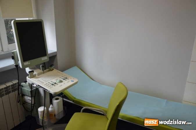 Zdjęcie w galerii na portalu naszwodzislaw.com: Nowy ambulans i zmodernizowana poradnia urologiczna w szpitalu  wiadomości z regionu