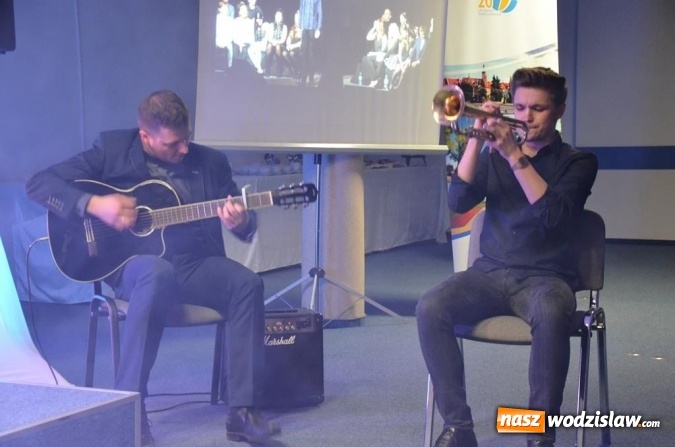 Zdjęcie w galerii na portalu naszwodzislaw.com: Wiosenny wieczór z poezją wiadomości z regionu