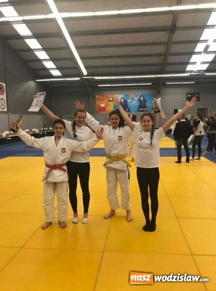 Zdjęcie w galerii na portalu naszwodzislaw.com: Puchar Europy zakończony sukcesem dla zawodników Akademii Sportowej Top Team  wiadomości z regionu