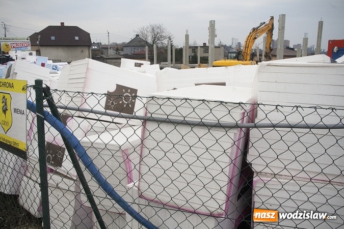 Zdjęcie w galerii na portalu naszwodzislaw.com: W Radlinie powstaje Lidl. ZDJĘCIA wiadomości z regionu