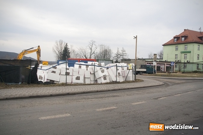 Zdjęcie w galerii na portalu naszwodzislaw.com: W Radlinie powstaje Lidl. ZDJĘCIA wiadomości z regionu