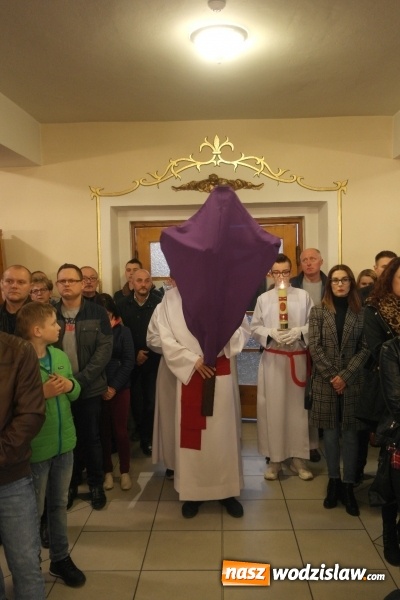 Zdjęcie w galerii na portalu naszwodzislaw.com: Wielki Piątek w Zawadzie. ZDJĘCIA  wiadomości z regionu