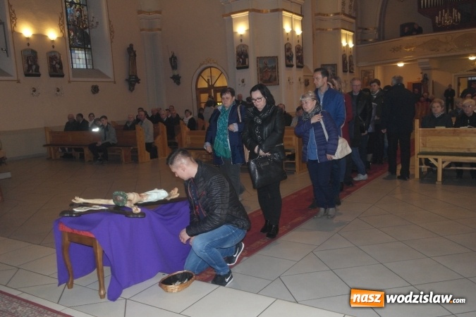 Zdjęcie w galerii na portalu naszwodzislaw.com: Wielki Piątek w Zawadzie. ZDJĘCIA  wiadomości z regionu