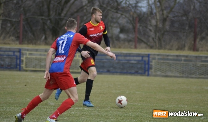 Zdjęcie w galerii na portalu naszwodzislaw.com: Odra Wodzisław vs. Płomień Połomia. Mecz przyniósł remis  wiadomości z regionu