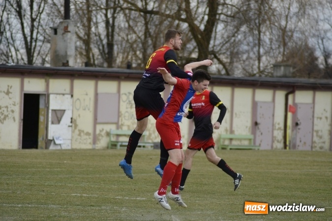 Zdjęcie w galerii na portalu naszwodzislaw.com: Odra Wodzisław vs. Płomień Połomia. Mecz przyniósł remis  wiadomości z regionu