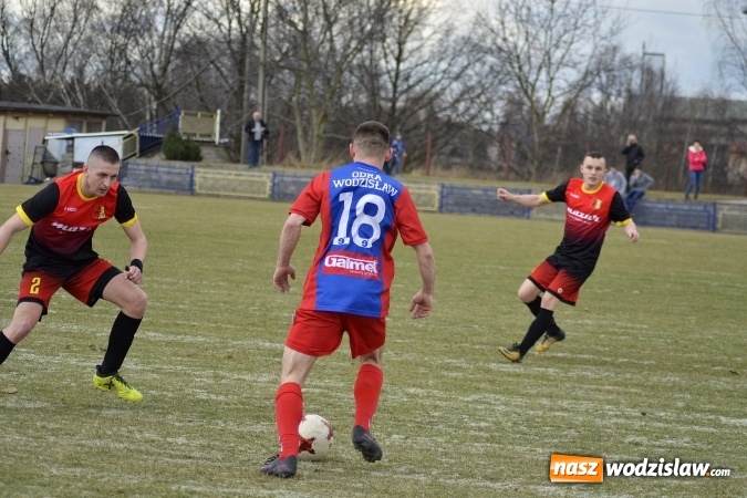 Zdjęcie w galerii na portalu naszwodzislaw.com: Odra Wodzisław vs. Płomień Połomia. Mecz przyniósł remis  wiadomości z regionu