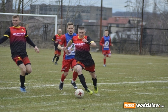 Zdjęcie w galerii na portalu naszwodzislaw.com: Odra Wodzisław vs. Płomień Połomia. Mecz przyniósł remis  wiadomości z regionu