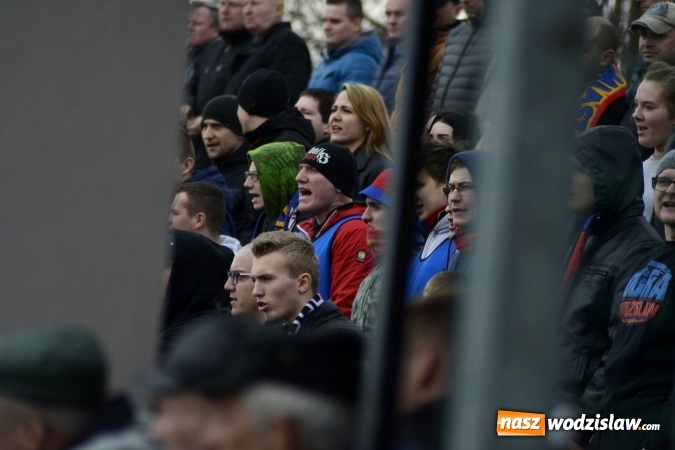 Zdjęcie w galerii na portalu naszwodzislaw.com: Odra Wodzisław vs. Płomień Połomia. Mecz przyniósł remis  wiadomości z regionu