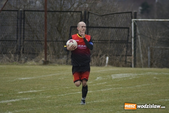 Zdjęcie w galerii na portalu naszwodzislaw.com: Odra Wodzisław vs. Płomień Połomia. Mecz przyniósł remis  wiadomości z regionu