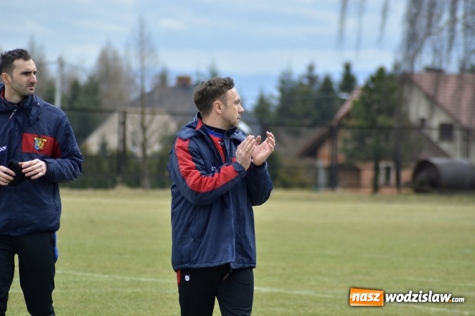 Zdjęcie w galerii na portalu naszwodzislaw.com: Odra Wodzisław vs. Płomień Połomia. Mecz przyniósł remis  wiadomości z regionu