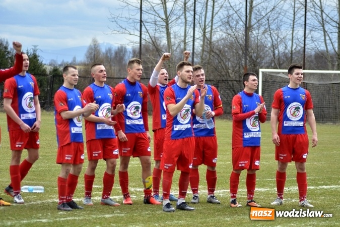 Zdjęcie w galerii na portalu naszwodzislaw.com: Odra Wodzisław vs. Płomień Połomia. Mecz przyniósł remis  wiadomości z regionu