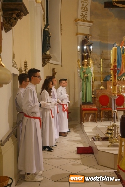 Zdjęcie w galerii na portalu naszwodzislaw.com: Wielka Sobota w parafii Podwyższenia Krzyża Świętego w Wodzisławiu Śląskim - Zawadzie  wiadomości z regionu