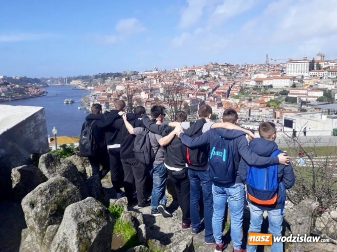 Zdjęcie w galerii na portalu naszwodzislaw.com: Kształcenia zawodowe nie zna granic. Praktyki zagraniczne uczniów PCKZiU  wiadomości z regionu