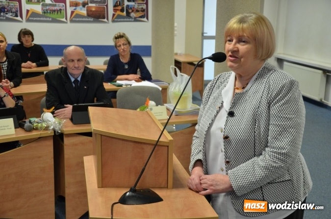 Zdjęcie w galerii na portalu naszwodzislaw.com: Powiat ponownie z tytułem Lider Edukacji Samorządowej. Otrzyma go w maju  wiadomości z regionu