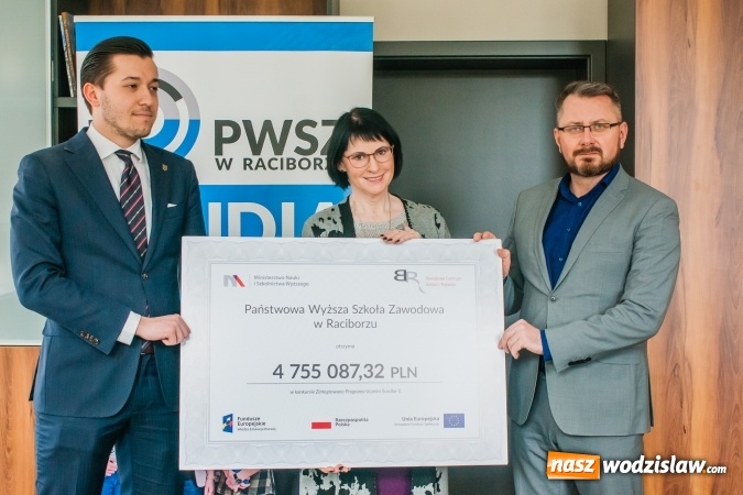 Zdjęcie w galerii na portalu naszwodzislaw.com: Projekt raciborskiej PWSZ doceniony. Uczelnia otrzymała prawie 5 milionów złotych wiadomości z regionu