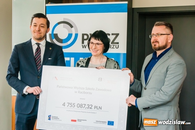 Zdjęcie w galerii na portalu naszwodzislaw.com: Projekt raciborskiej PWSZ doceniony. Uczelnia otrzymała prawie 5 milionów złotych wiadomości z regionu