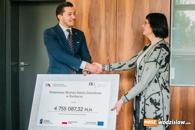 Zdjęcie w galerii na portalu naszwodzislaw.com: Projekt raciborskiej PWSZ doceniony. Uczelnia otrzymała prawie 5 milionów złotych wiadomości z regionu