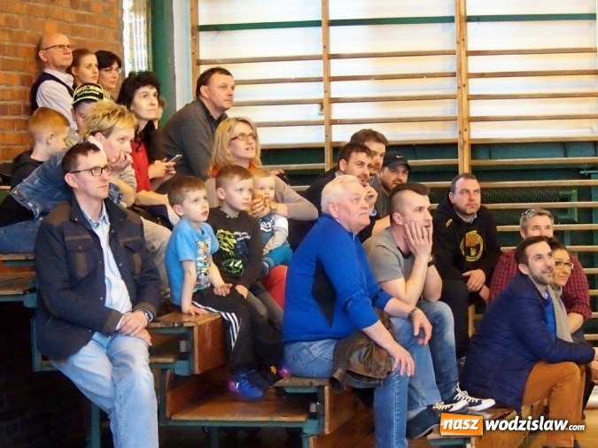 Zdjęcie w galerii na portalu naszwodzislaw.com: Zwycięstwo koszykarzy MKS Wodzisław nad KKS Tarnowskie Góry w Mistrzostwach Śląska U13M  wiadomości z regionu