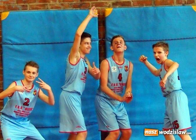 Zdjęcie w galerii na portalu naszwodzislaw.com: Zwycięstwo koszykarzy MKS Wodzisław nad KKS Tarnowskie Góry w Mistrzostwach Śląska U13M  wiadomości z regionu