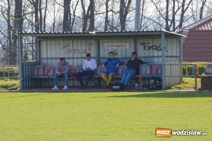 Zdjęcie w galerii na portalu naszwodzislaw.com: Bez bramek w starciu rezerw Rogowa z Rudą Kozielską wiadomości z regionu