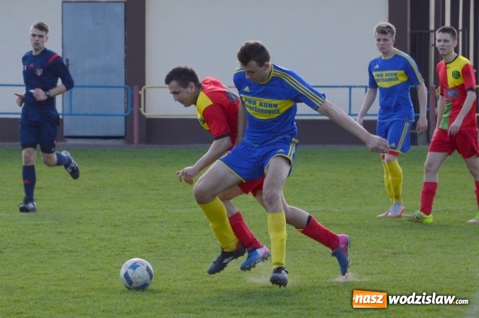 Zdjęcie w galerii na portalu naszwodzislaw.com: Bez bramek w starciu rezerw Rogowa z Rudą Kozielską wiadomości z regionu