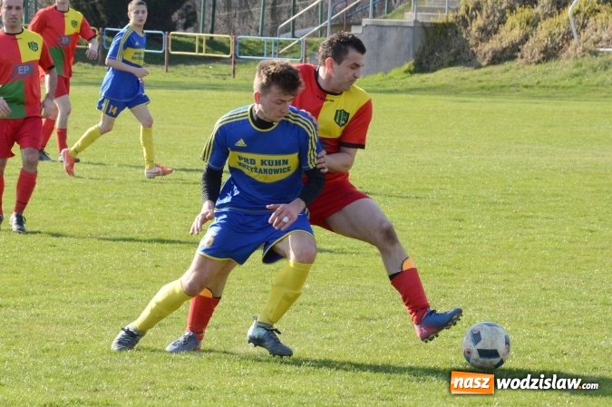 Zdjęcie w galerii na portalu naszwodzislaw.com: Bez bramek w starciu rezerw Rogowa z Rudą Kozielską wiadomości z regionu