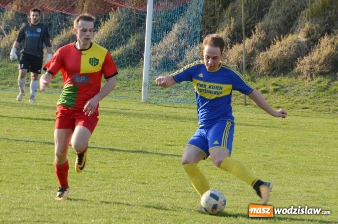 Zdjęcie w galerii na portalu naszwodzislaw.com: Bez bramek w starciu rezerw Rogowa z Rudą Kozielską wiadomości z regionu
