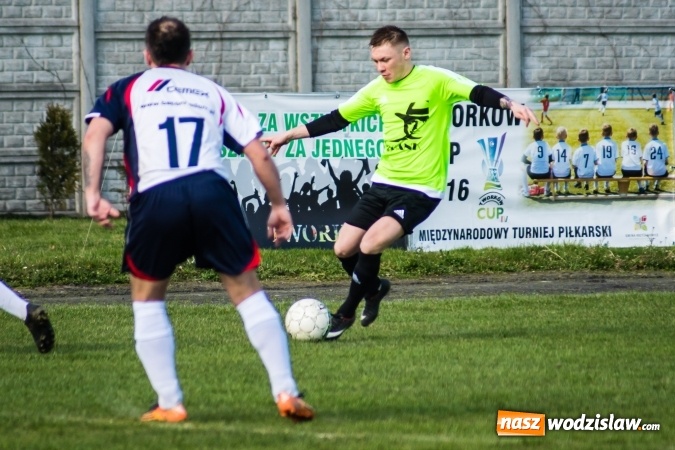 Zdjęcie w galerii na portalu naszwodzislaw.com: Spektakl jednego aktora w Tworkowie wiadomości z regionu