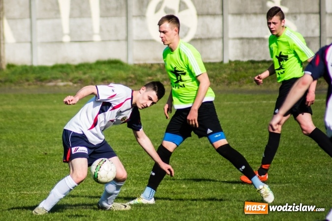 Zdjęcie w galerii na portalu naszwodzislaw.com: Spektakl jednego aktora w Tworkowie wiadomości z regionu