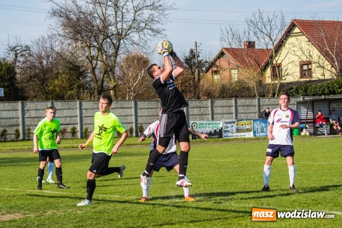Zdjęcie w galerii na portalu naszwodzislaw.com: Spektakl jednego aktora w Tworkowie wiadomości z regionu