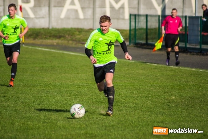 Zdjęcie w galerii na portalu naszwodzislaw.com: Spektakl jednego aktora w Tworkowie wiadomości z regionu