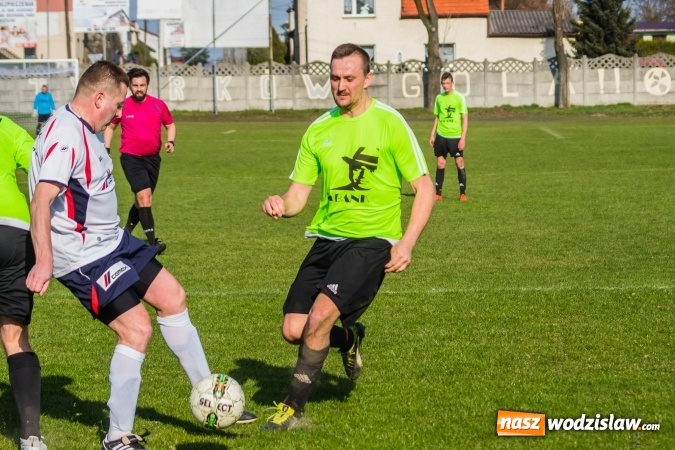 Zdjęcie w galerii na portalu naszwodzislaw.com: Spektakl jednego aktora w Tworkowie wiadomości z regionu