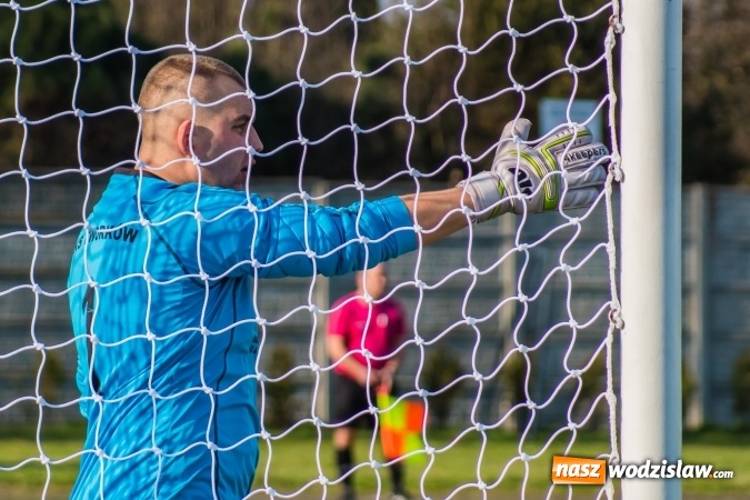 Zdjęcie w galerii na portalu naszwodzislaw.com: Spektakl jednego aktora w Tworkowie wiadomości z regionu