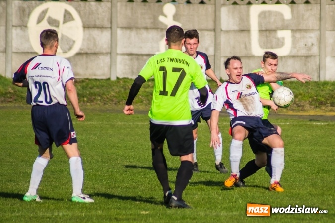 Zdjęcie w galerii na portalu naszwodzislaw.com: Spektakl jednego aktora w Tworkowie wiadomości z regionu