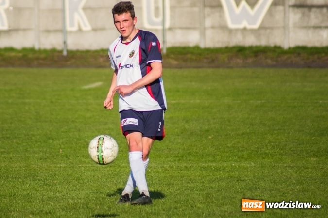 Zdjęcie w galerii na portalu naszwodzislaw.com: Spektakl jednego aktora w Tworkowie wiadomości z regionu