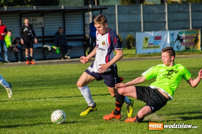 Zdjęcie w galerii na portalu naszwodzislaw.com: Spektakl jednego aktora w Tworkowie wiadomości z regionu