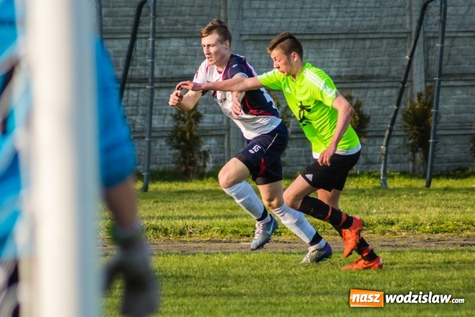 Zdjęcie w galerii na portalu naszwodzislaw.com: Spektakl jednego aktora w Tworkowie wiadomości z regionu