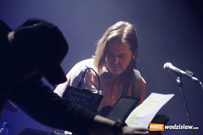 Zdjęcie w galerii na portalu naszwodzislaw.com: Przepiękny koncert Korteza w Rydułtowach. ZDJĘCIA  wiadomości z regionu