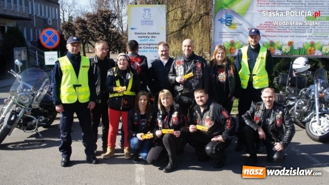 Zdjęcie w galerii na portalu naszwodzislaw.com: Dzielnicowi we wspólnej akcji z motocyklistami wiadomości z regionu
