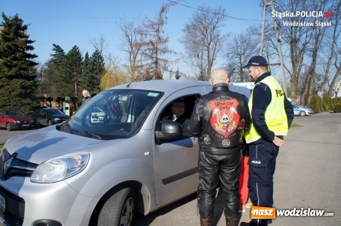 Zdjęcie w galerii na portalu naszwodzislaw.com: Dzielnicowi we wspólnej akcji z motocyklistami wiadomości z regionu