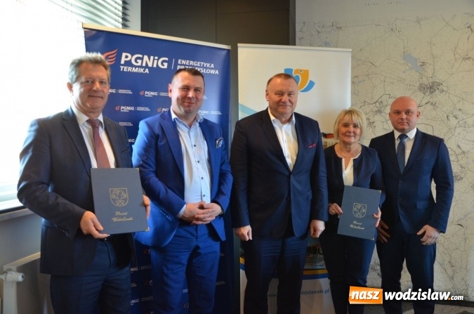 Zdjęcie w galerii na portalu naszwodzislaw.com: Kolejne porozumienie powiatu w sprawie kształcenia zawodowego. Mają zyskać uczniowie wiadomości z regionu